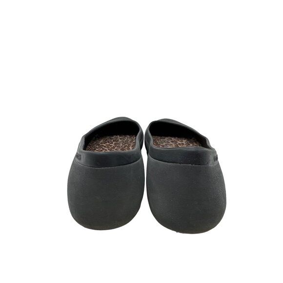Crocs 16203 Women's Mammoth Leopard Soft Footbeds Ballet Flats Size 7 - Picture 2 of 11
